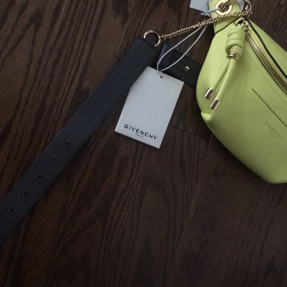 Givenchy belt bag - Picture 2 of 5